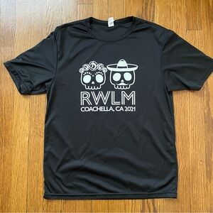 Black Graphic T-Shirt with Dia de Los Muertos Skull Design